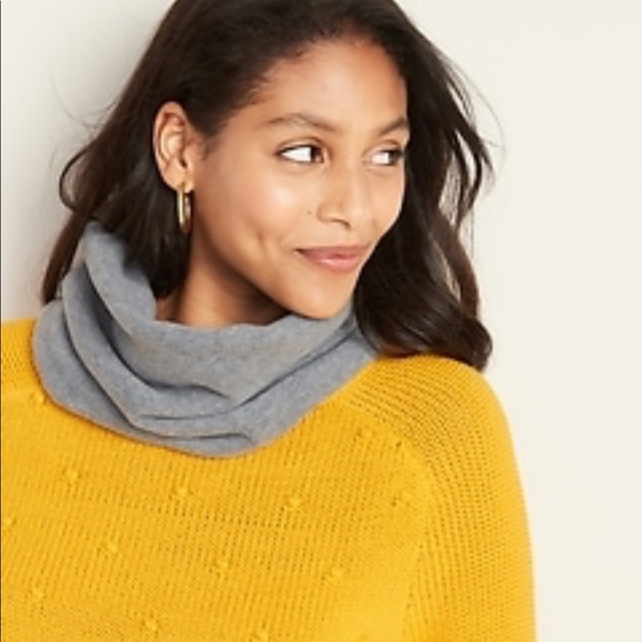 🌹Old Navy Warm Tube Scarf - Picture 1 of 2